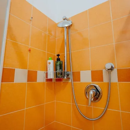 2-minute Walk To The Center -2 In Carignano * Genua