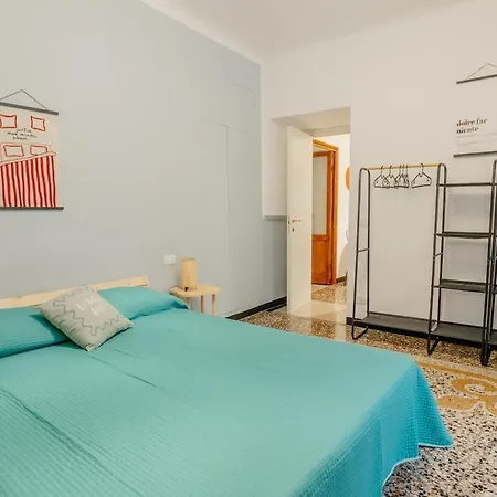 2-minute Walk To The Center -2 In Carignano Apartment *